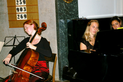 Harriet Krijgh am Cello