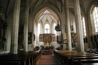 Blick in den Kirchenraum